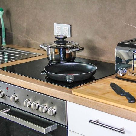 EXKLUSIVE 2 Zimmer Wohnung mit Balkon in Top Lage! BRE Exterior foto