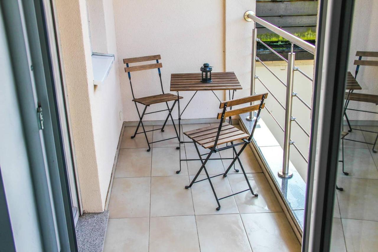 EXKLUSIVE 2 Zimmer Wohnung mit Balkon in Top Lage! BRE Exterior foto